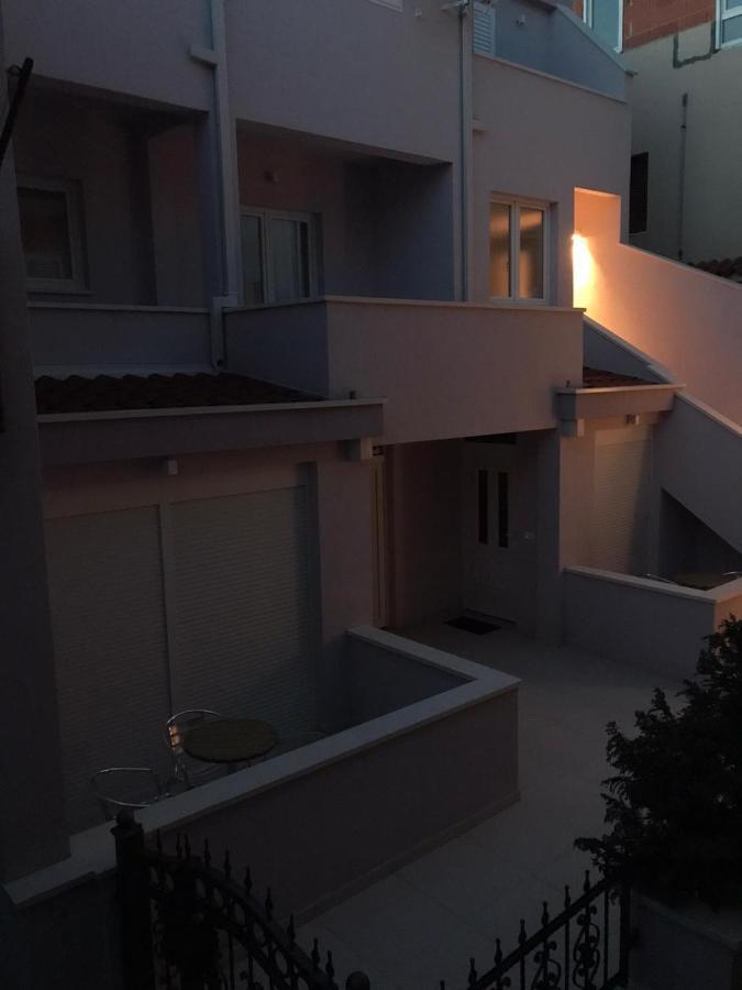 Niko Apartamento Baška Voda Exterior foto