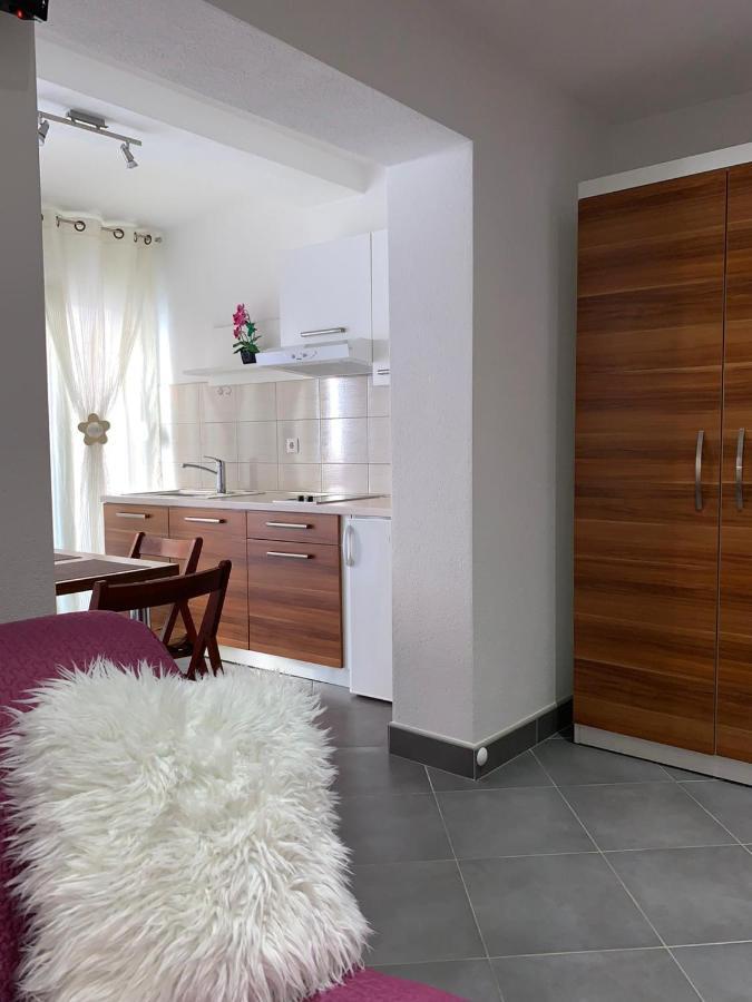 Niko Apartamento Baška Voda Exterior foto