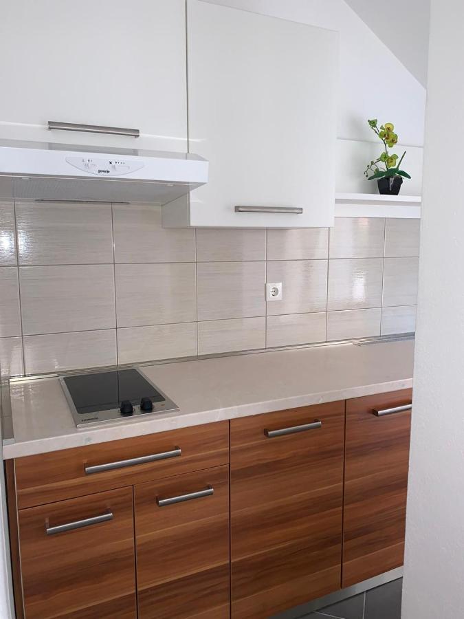 Niko Apartamento Baška Voda Exterior foto