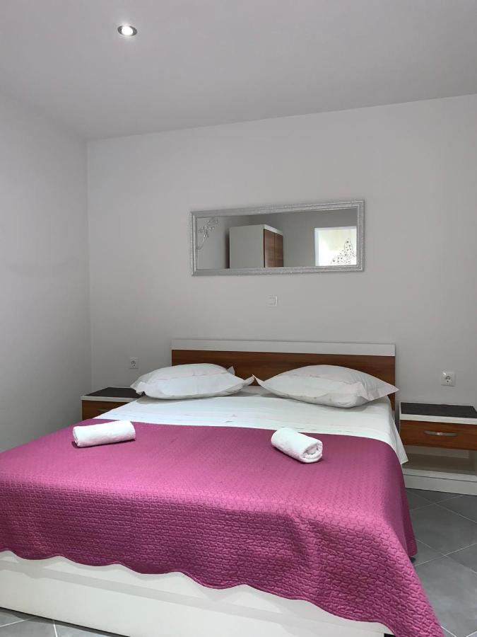 Niko Apartamento Baška Voda Exterior foto