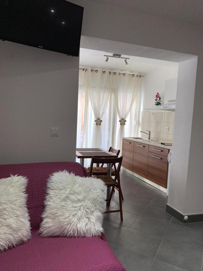 Niko Apartamento Baška Voda Exterior foto